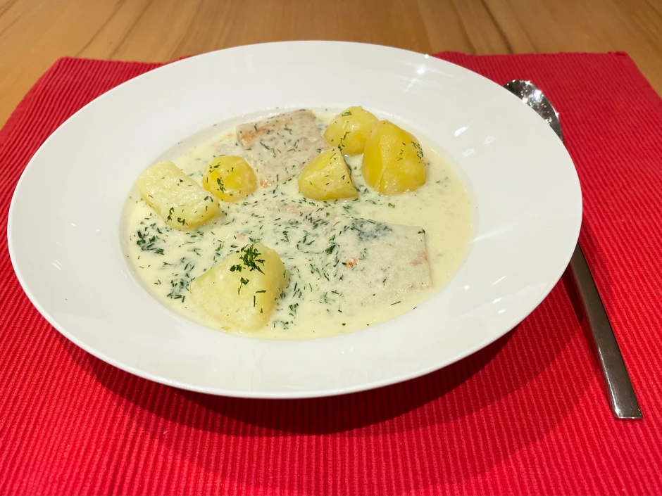 Naturschnitzel vom Huhn mit Sauce