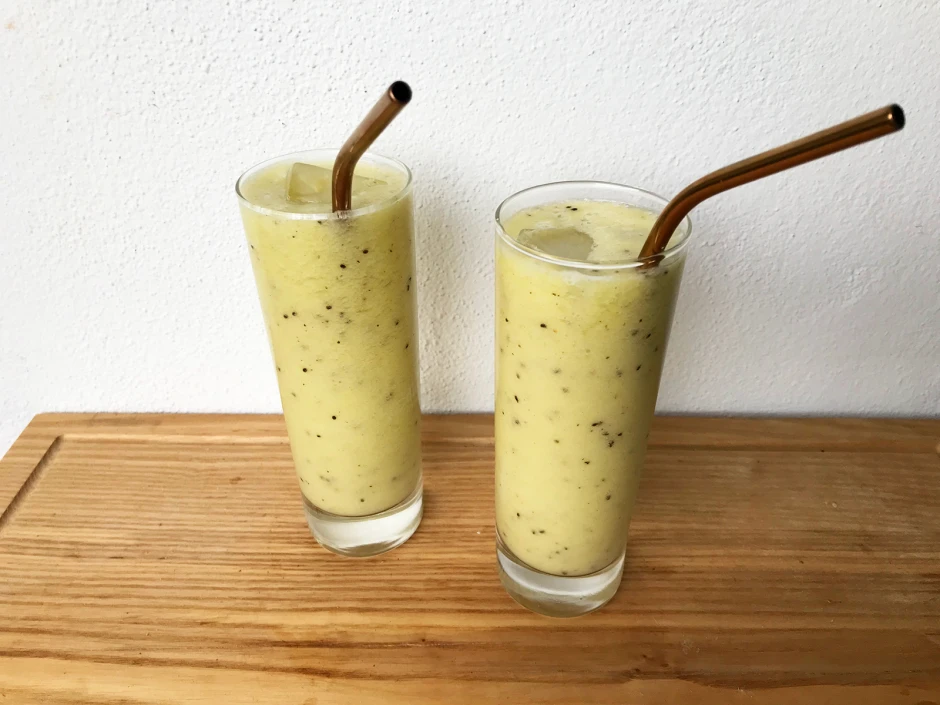 Ananas-Kiwi-Smoothie