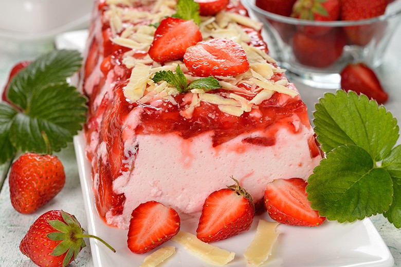 Geeister Erdbeerkuchen mit Mascarpone