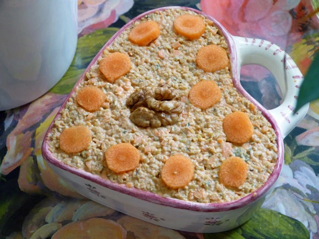 Getreideaufstrich mit Tomatenmark