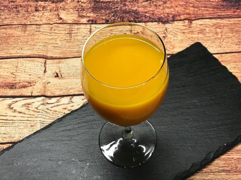 Gelber Früchte-Smoothie