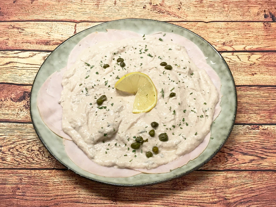 Putenbrust mit Thunfischso&szlig;e
