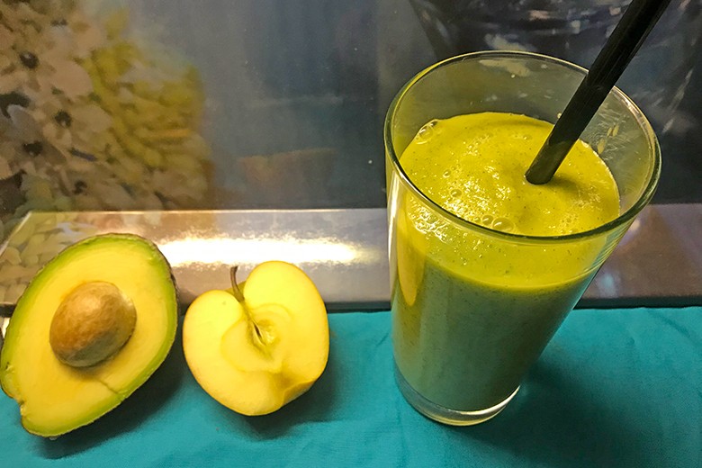 Fruchtiger Brennnessel-Smoothie