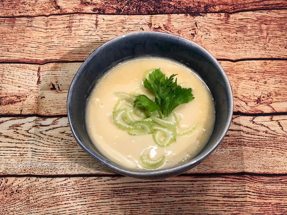 Staudensellerie-Cremesuppe