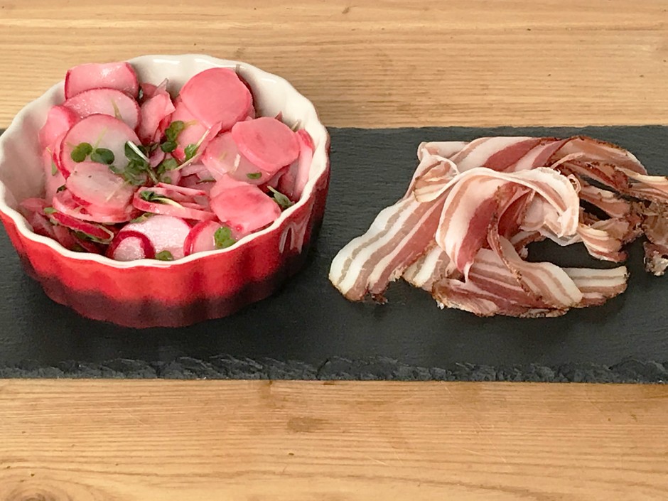 Radieschensalat mit Bauchspeck