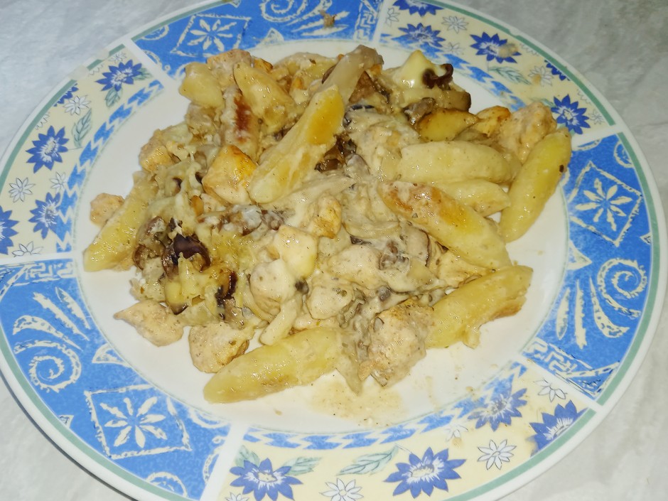 Überbackener Schupfnudel-Geschnetzeltes-Auflauf