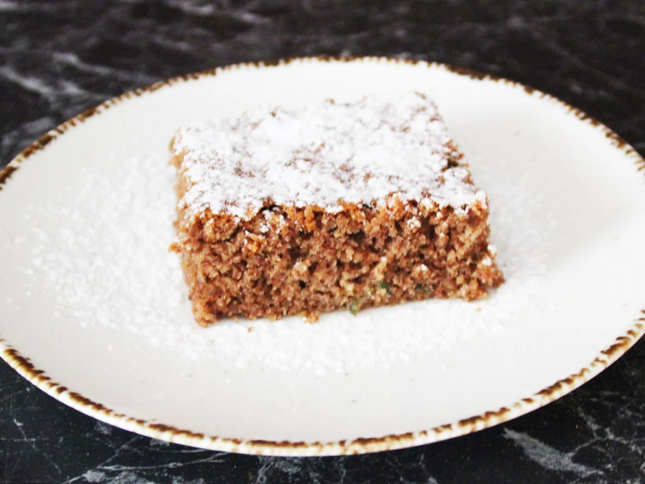 Zucchini-Schoko-Nuss-Kuchen