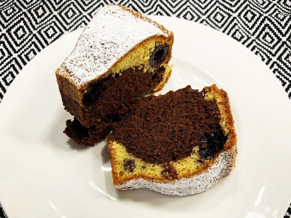 Marmor-Kirsch-Kuchen