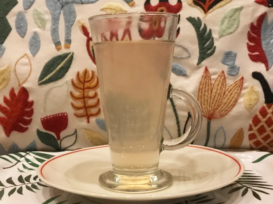 Apfel-Ingwer-Heißgetränk