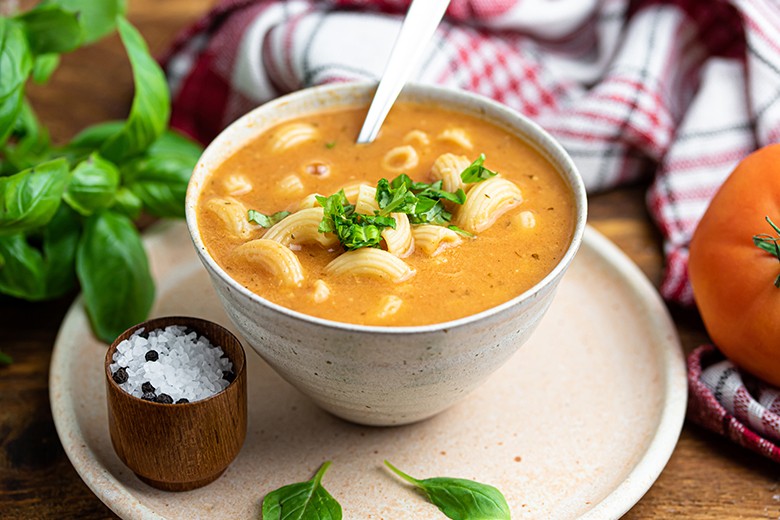 Feine vegane Tomatensuppe