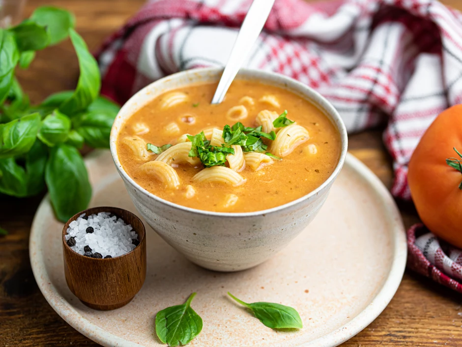 Feine vegane Tomatensuppe