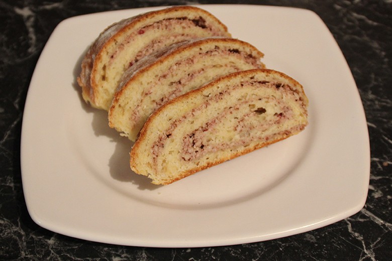 Nussstrudel mit Topfen-Öl-Teig