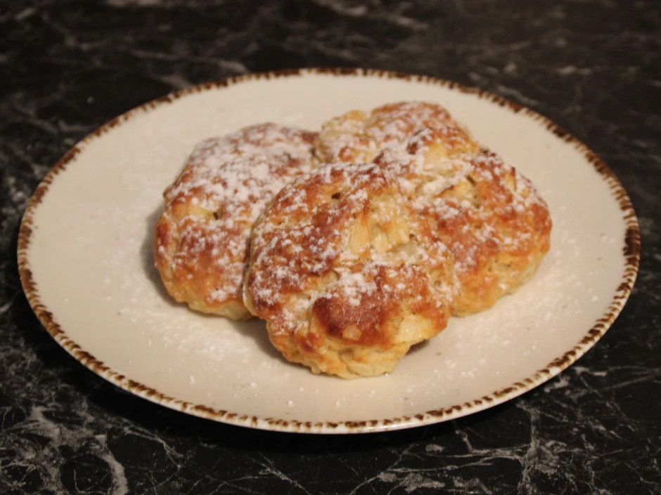 Apfelballen mit Haferflocken