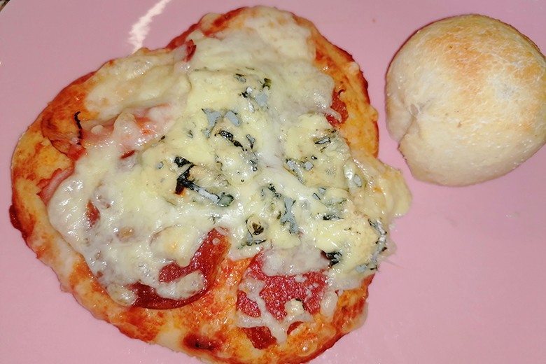 Pizza Herzen und Bällchen