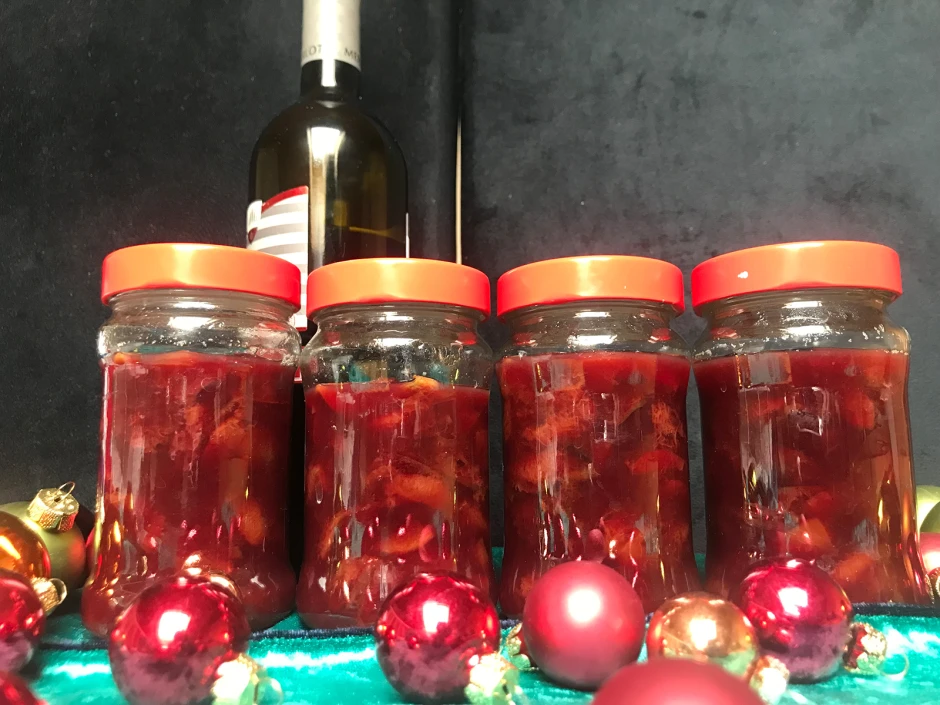 Weihnachtlicher Zwetschkenr&ouml;ster