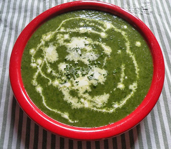 Frühlingskräutersuppe