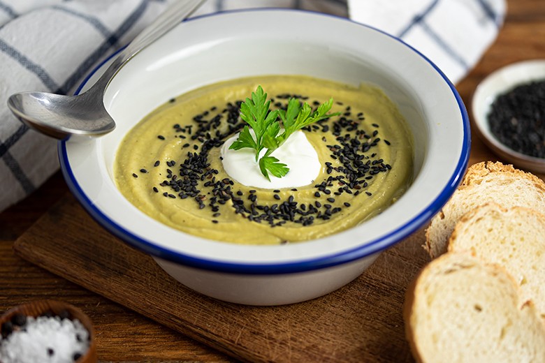 Spinat-Erbsen-Cremesuppe