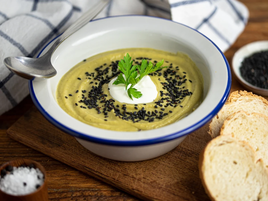 Spinat-Erbsen-Cremesuppe