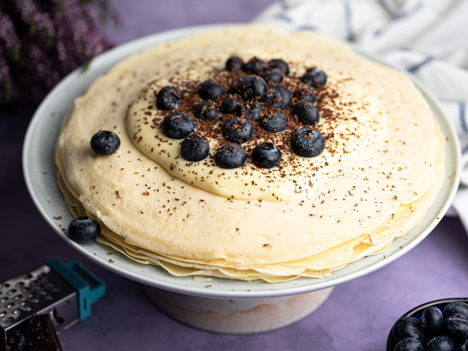 Palatschinken Torte mit Vanillecreme