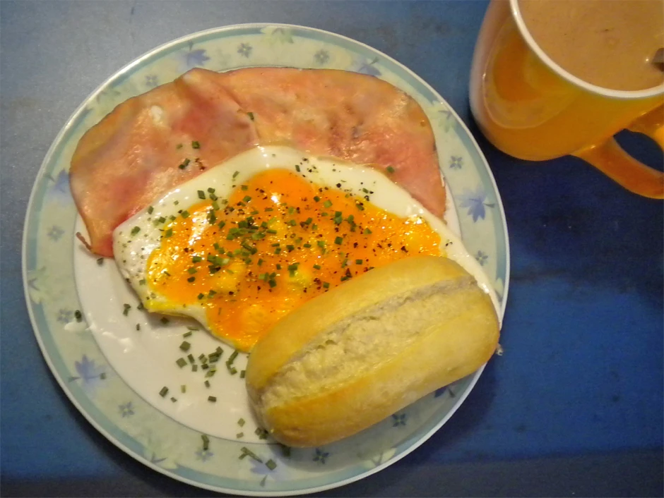 Schinken mit Eiern