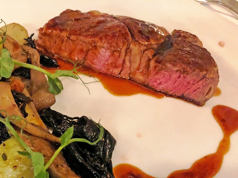 Steak in Rotwein