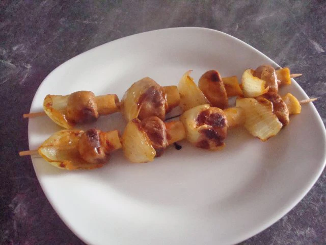 Champignon-Zwiebel-Spie&szlig;e