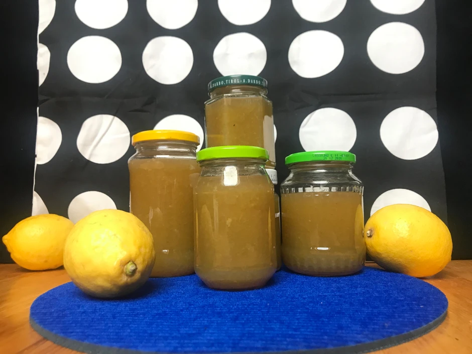 Weintraubenmarmelade mit Zitrone