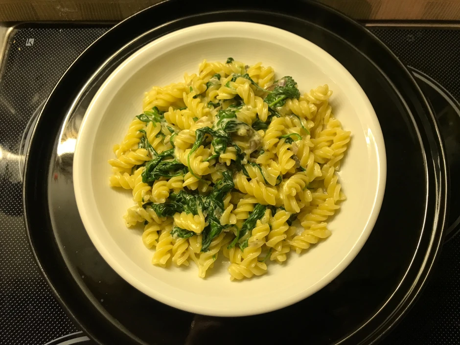 Spirelli mit Babyspinat