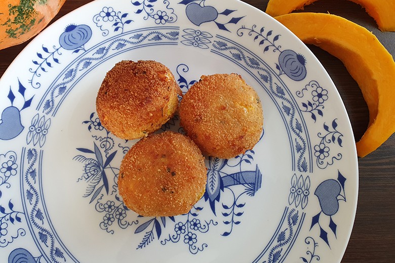 Kürbis-Schafskäse-Bällchen
