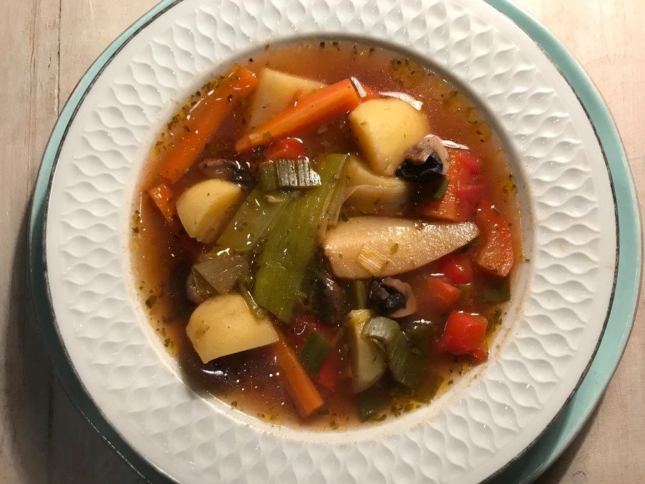 Bunte Gem&uuml;sesuppe