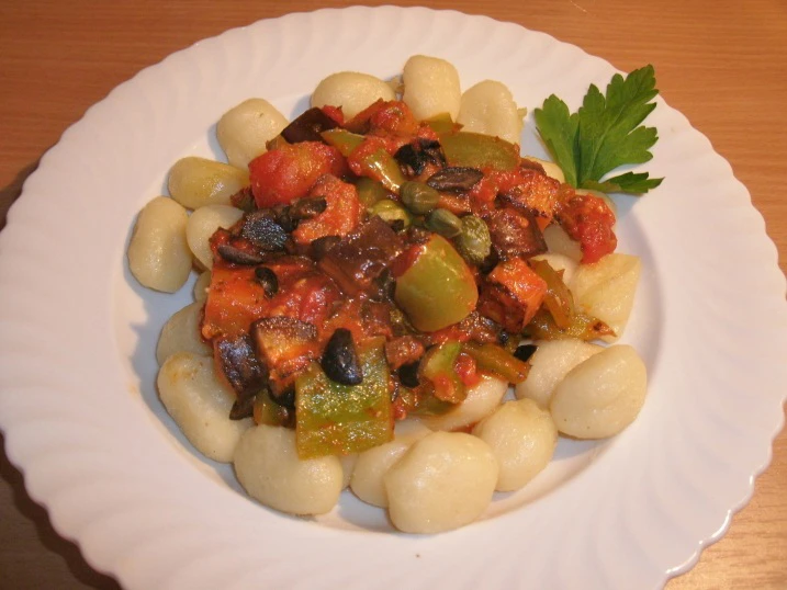 Gnocchi mit Gemüsesauce