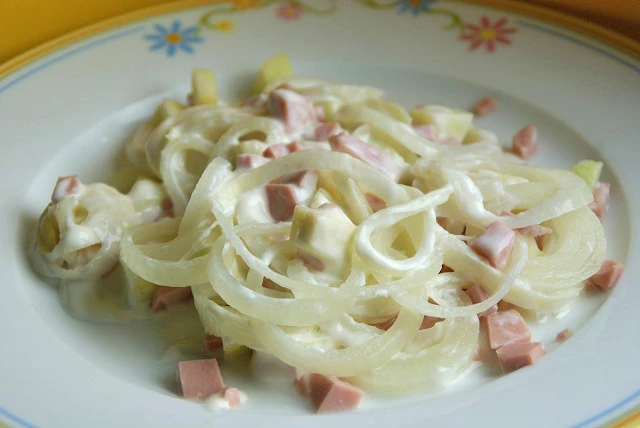Zwiebelsalat