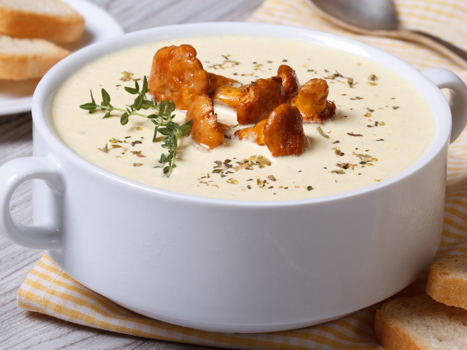 Eierschwammerl-Suppe