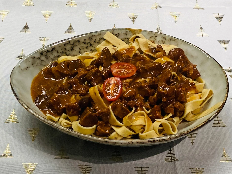 Bandnudeln mit Wildschweinragout