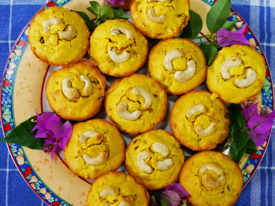 Cashew-Orangenmuffins mit Kokosnuss
