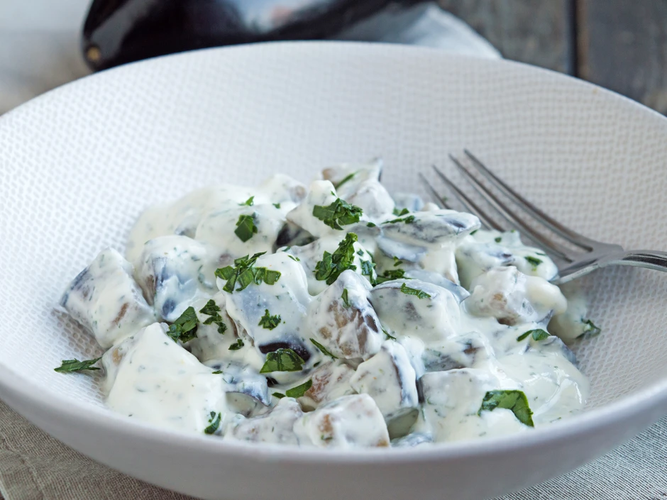 Auberginen mit Minzesauce