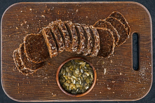 K&uuml;rbiskernbrot
