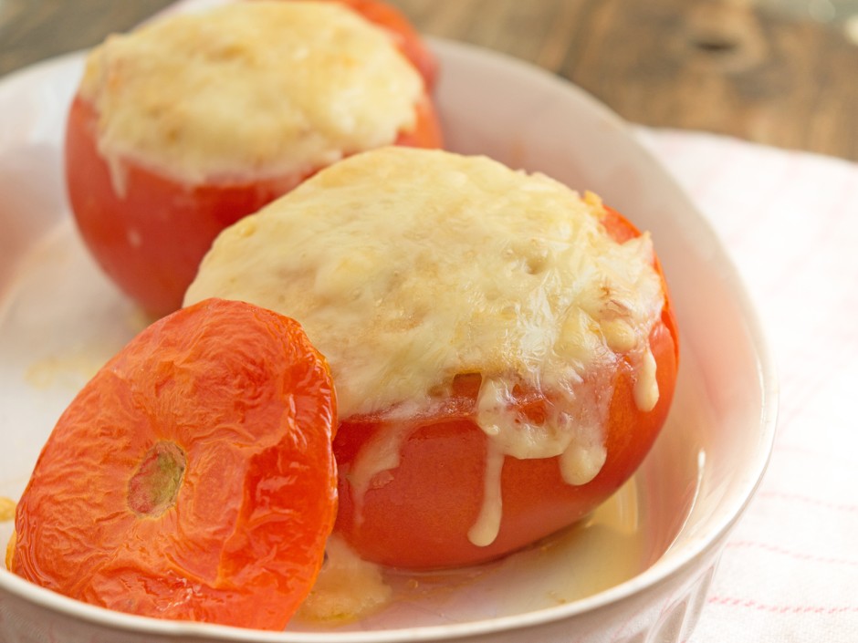 Tomaten mit Käsefülle