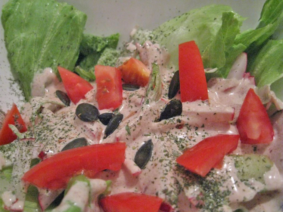 Kernöl-Knoblauch-Salatdressing
