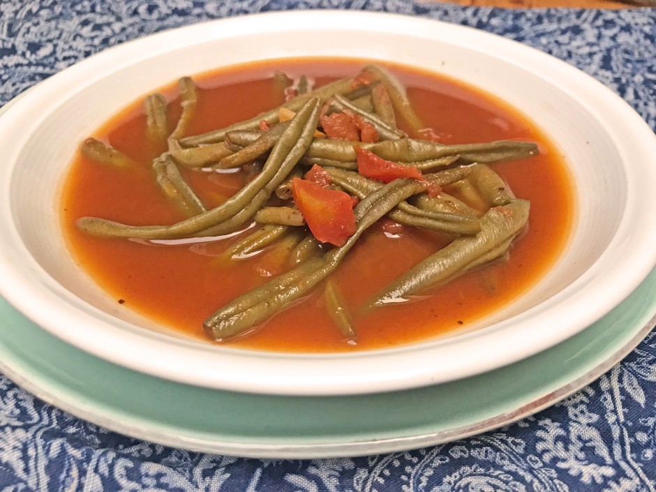 Paradeiser-Fisolen-Suppe