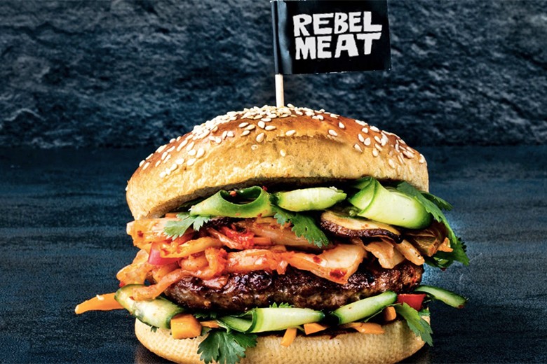 Koreanischer Burger mit Kimchi