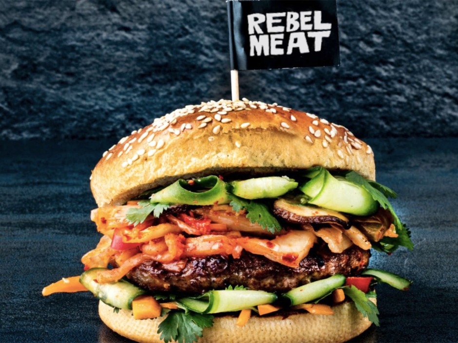 Koreanischer Burger mit Kimchi