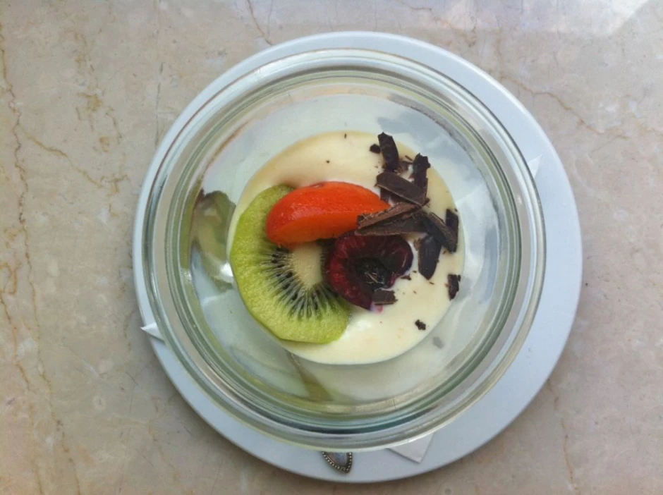 Topfen-Joghurt-Creme mit Marillen