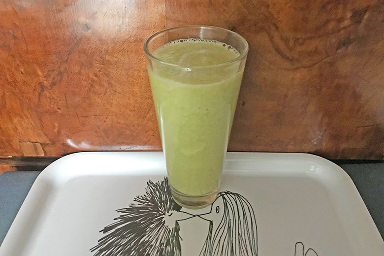 Fruchtiges Sellerie-Smoothie