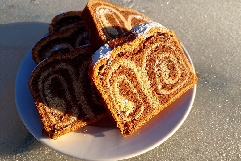 Nussstrudel in Kastenform