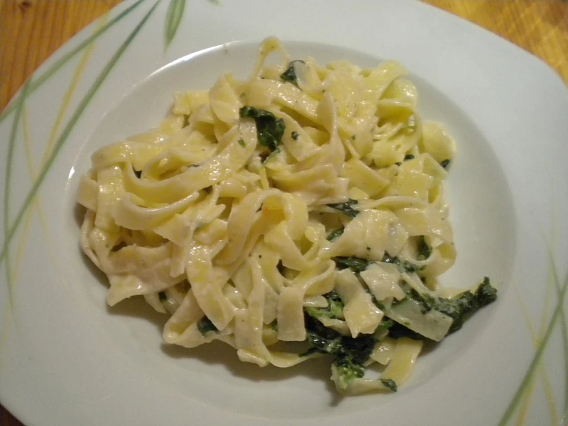 Mascarino Spinatnudeln