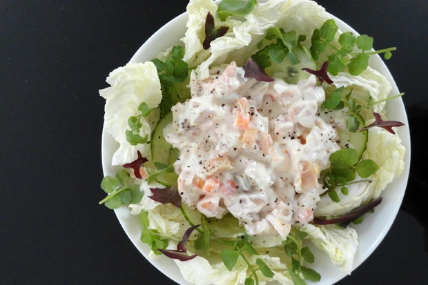 H&uuml;hnersalat