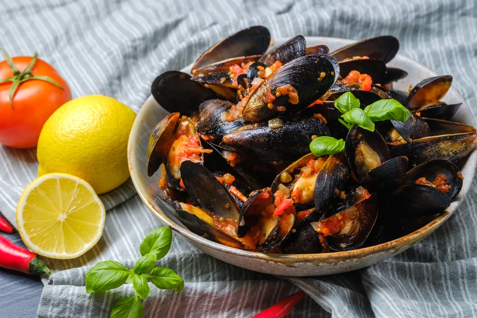 Muscheln in Tomatensauce