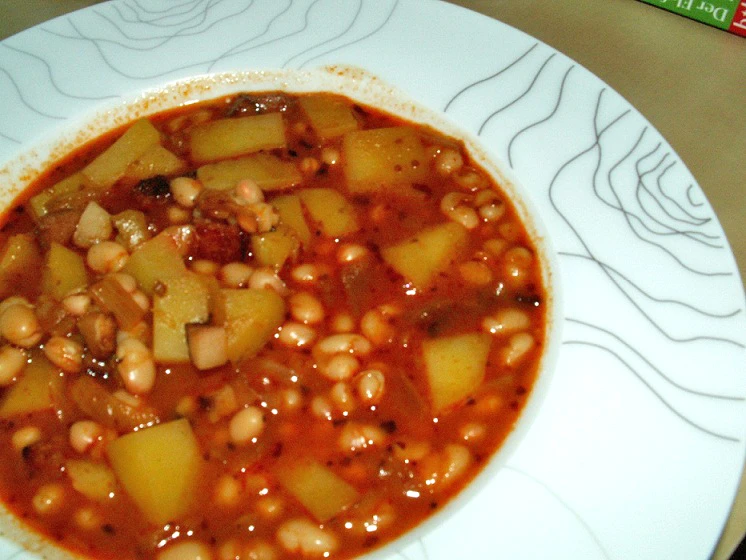 Bohnensuppe ala Nirak