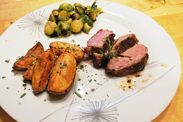 Lammrücken mit Rosmarin-Erdäpfel